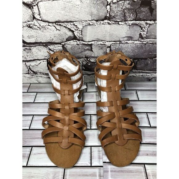 B You Brown Leather Gladiator Back Zipper Flat Sandals Women’s Sz 39EU/8.5M US - Picture 4 of 16